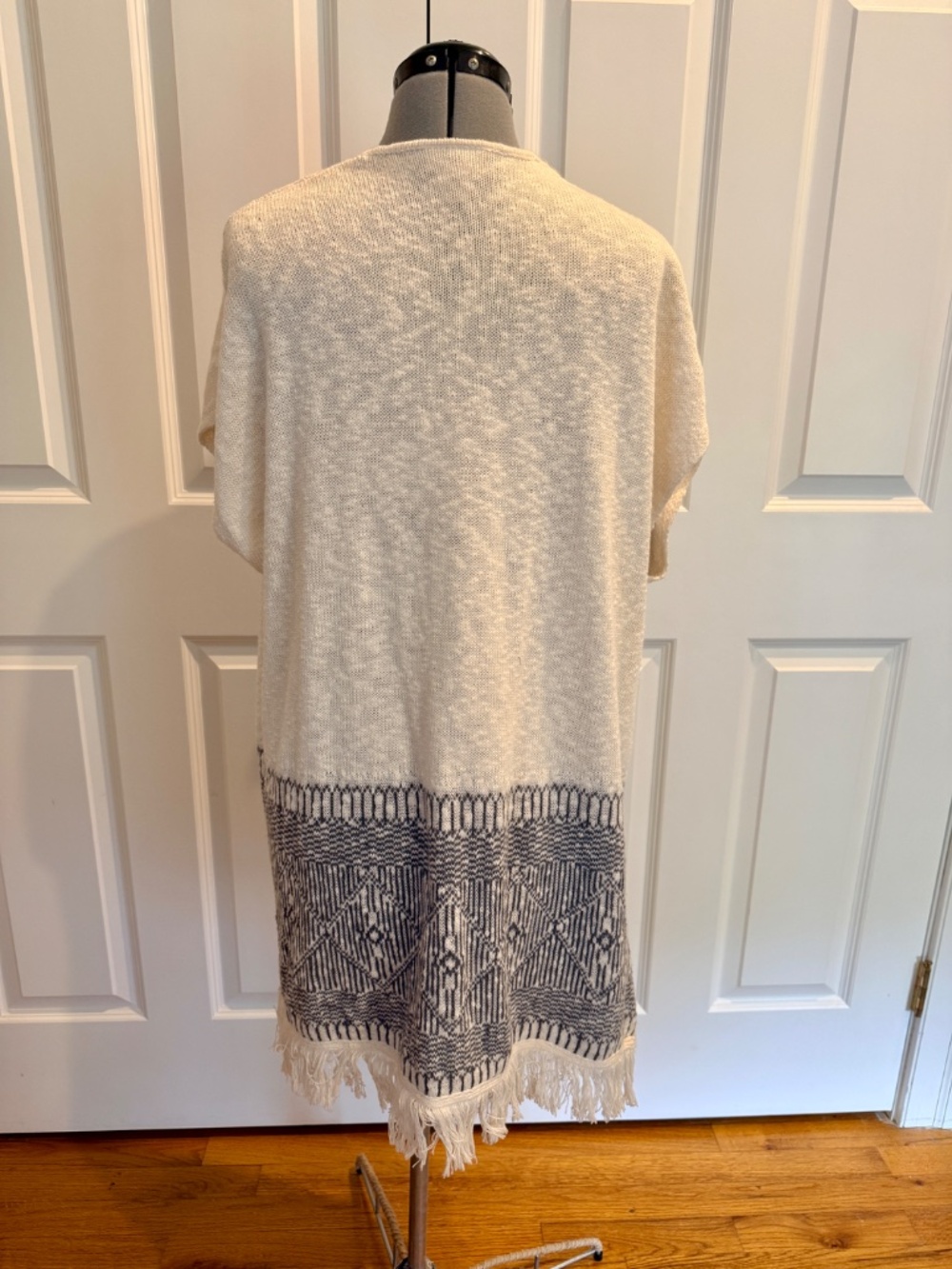Cardigan - Picture 3 of 6